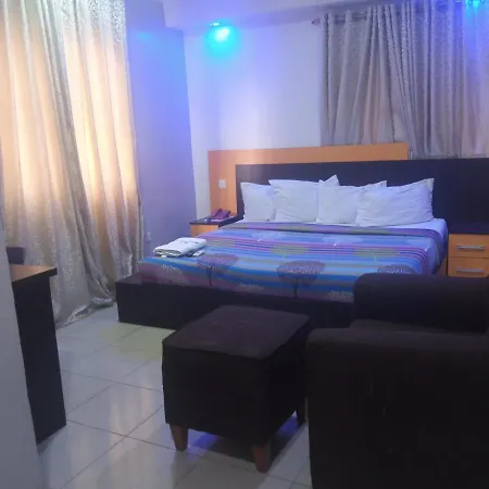 Alluring View Hotel - Toyin Sreet-3