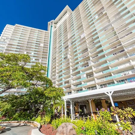 @ Marbella Lane Executive Suite, Steps To Beach-2