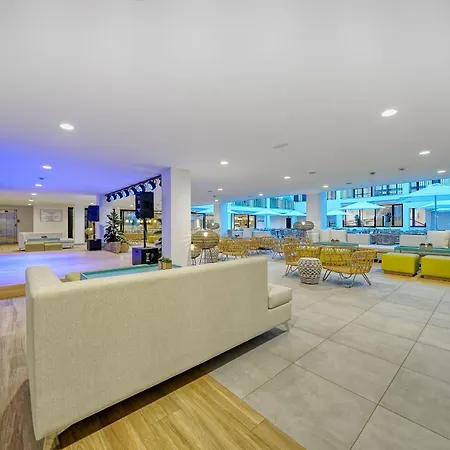 Broncemar Beach Suites-2