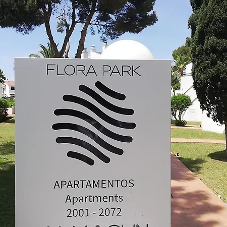 Aparthotel Flora Park & Aquarock-2