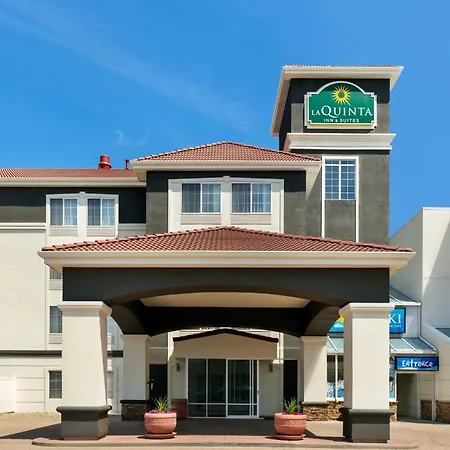 La Quinta Inn And Suites By Wyndham At Watiki Waterpark-3