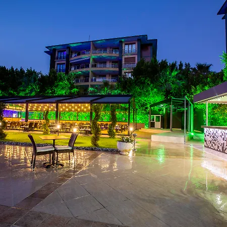 Royalisa Hotel-2