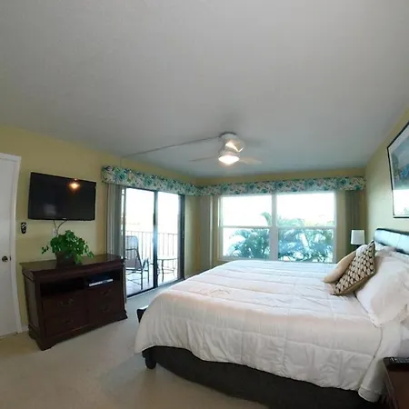 Sea Club Condo #103-3