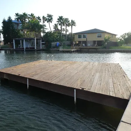 Fishermans Landing On The Bay- Las Marinas-2