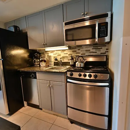 Spectacular Ocean Front Real 1 Bedroom Condo, 2 Ba-2