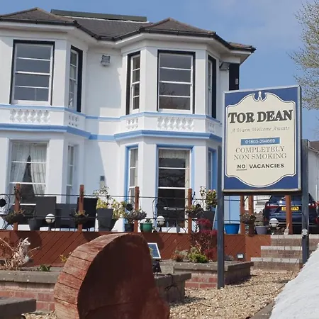 Tor Dean Guest House-2