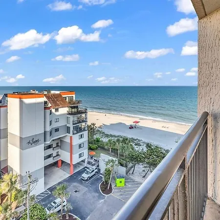 Beachfront, Spacious King Suite With Resort Access, Free Parking!-2