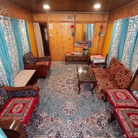 Hb Nancy Group Of Houseboats-3