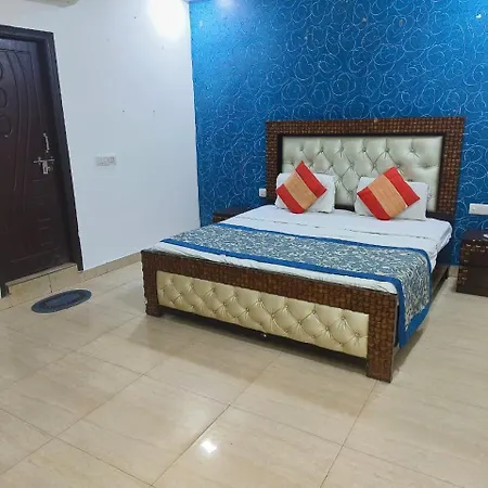 Hotel Ashoka Palace Near Igi Airport New Delhi-2