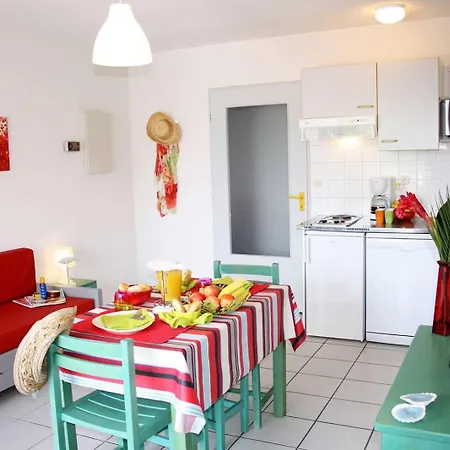 Lagrange Grand Bleu Vacances – Résidence Les Pierres de Jade-3