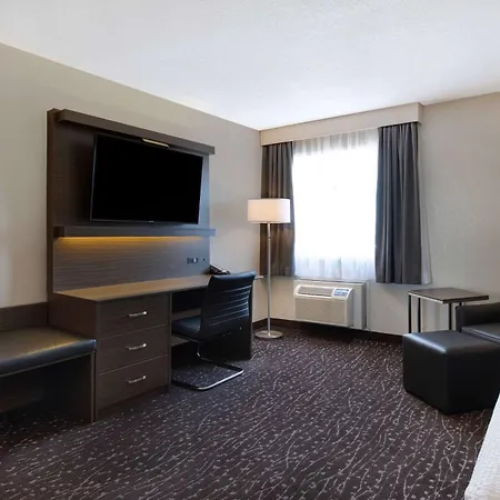 Days Inn & Conference Centre By Wyndham Prince Albert-3