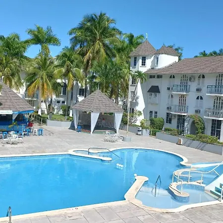 Beach One Bedroom 2-3