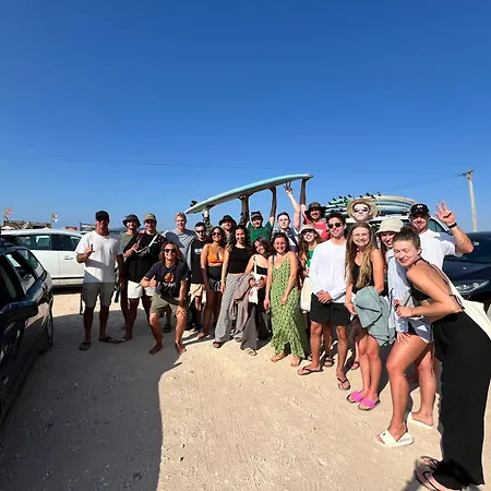 Peniche Surf Lodge 1-2