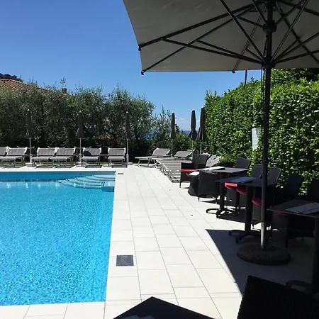 Hotel Villa Ca' Nova ***S-2