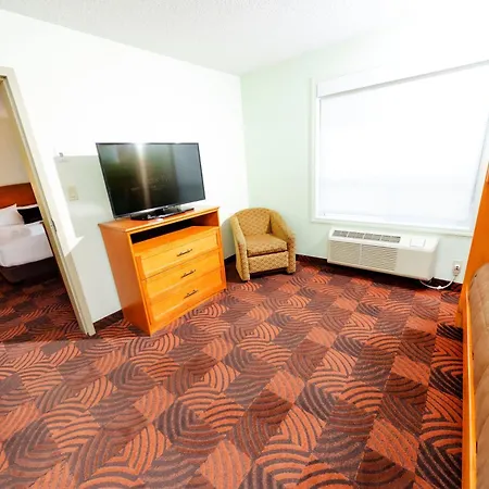 Service Plus Inns And Suites Calgary-3