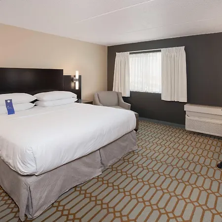 Delta Hotels By Marriott Fargo-2