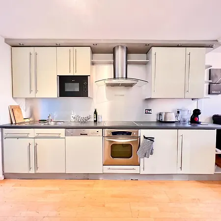 Great River Thames View Entire Apartment In The Most Central London-2