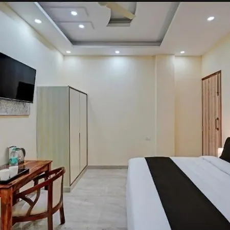 Shaurya Hotel And Banquet-2