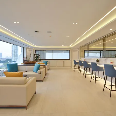 Centre Point Plus Hotel Silom-2