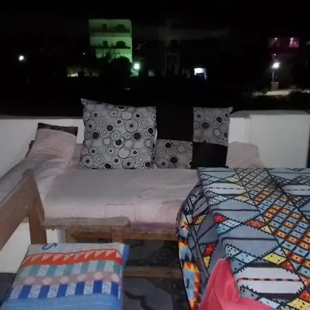 Peace&Freedom Guesthouse&Restaurant-3