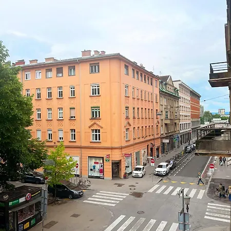 Studio Ljubljana-3