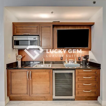 Lucky Gem Penthouse & Luxury Suites At Mgm Signature Resort, Strip View 509-2