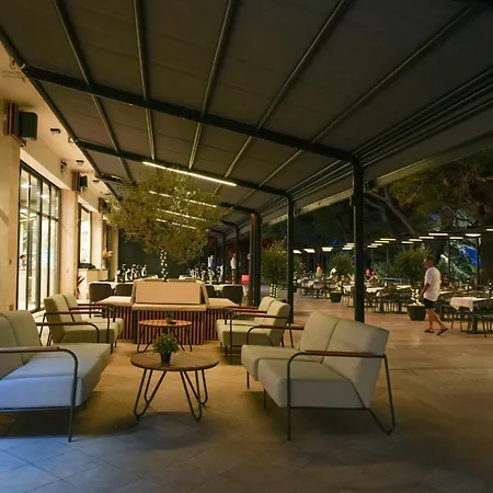 Zlatni Rat Beach Resort-2
