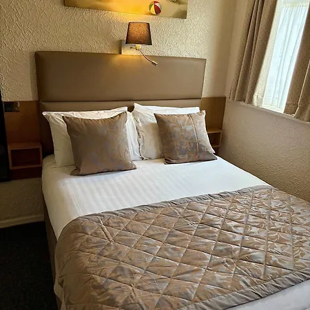 Clifton Court Hotel-2