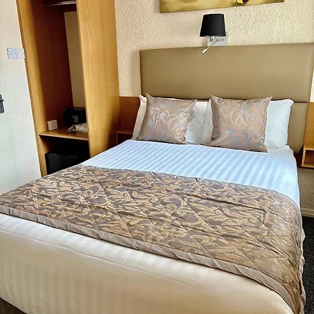 Clifton Court Hotel-3
