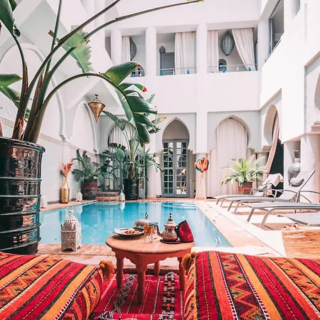 Riad Shemsi Piscine & Rooftop-3