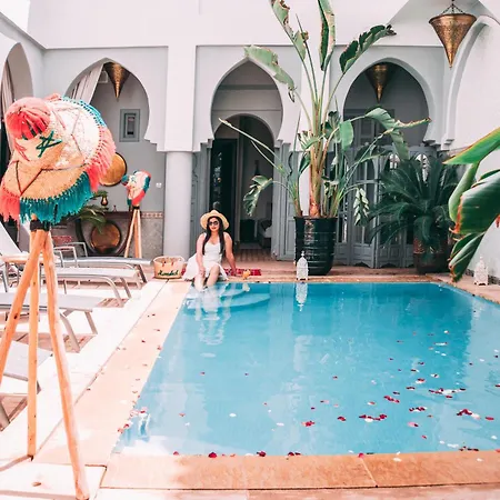 Riad Shemsi Piscine & Rooftop-2