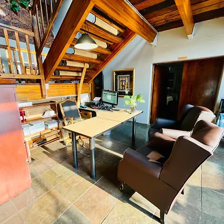 Pretoria Mansion Boutique Hotel Coral Tree-3