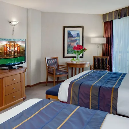 Harrison Hot Springs Resort & Spa-3