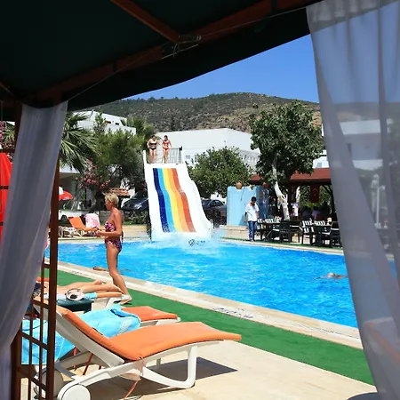 Delfi Hotel Spa & Wellness Center-3