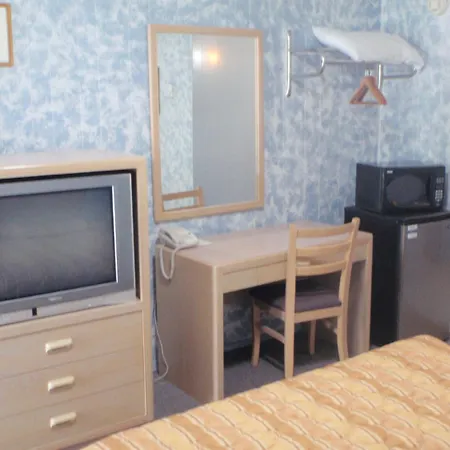 Trans Canada Motel-2