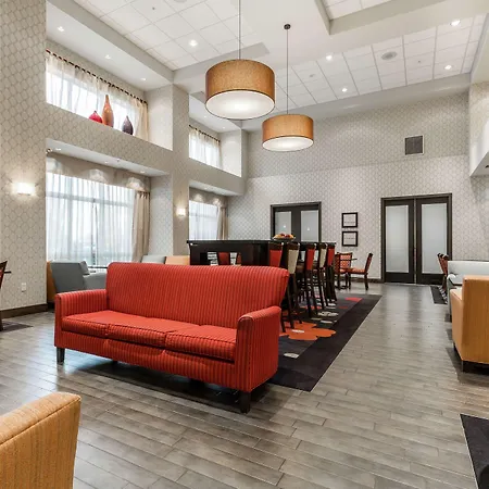 Hampton Inn & Suites By Hilton Lethbridge-3