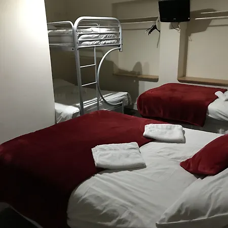 Hello Roomz-3