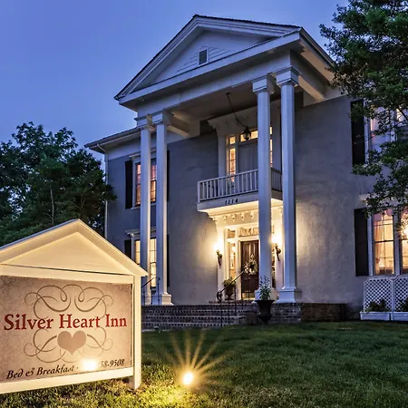 Silver Heart Inn & Cottages-3