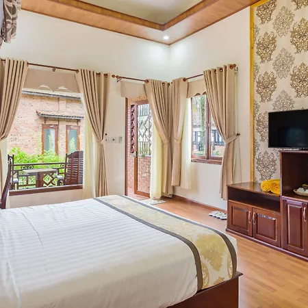Gold Coast Phu Quoc Beach Resort-3