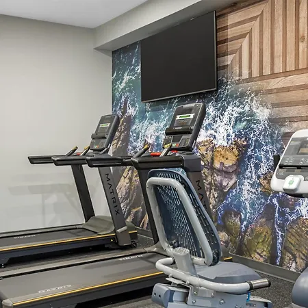 Best Western Plus Dartmouth Hotel&Suites-2