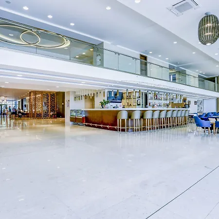 Maritim Hotel Paradise Blue-3