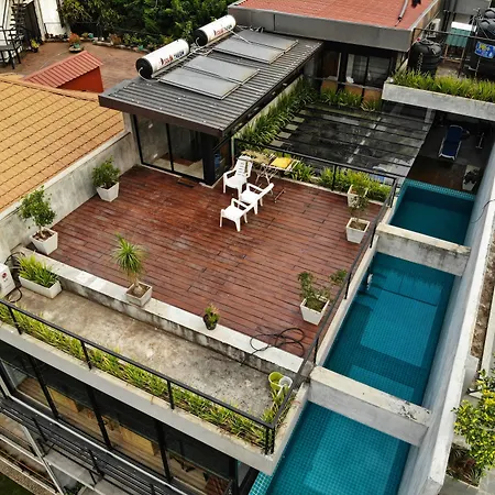 Lakewood Residence-2