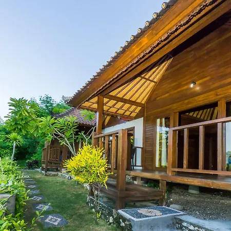 Song Lambung Beach Huts-3