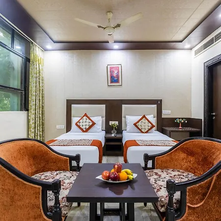 Hotel Amar Inn By Quadis - Lajpat Nagar-2
