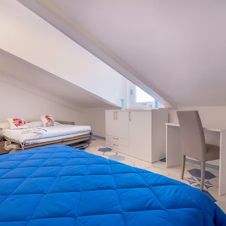 Caruso Sea View-2