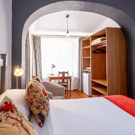 Acorn Guest House-3
