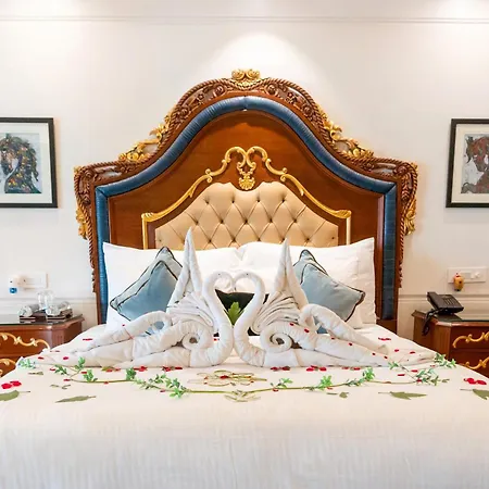 Mayfair Lake Resort-2