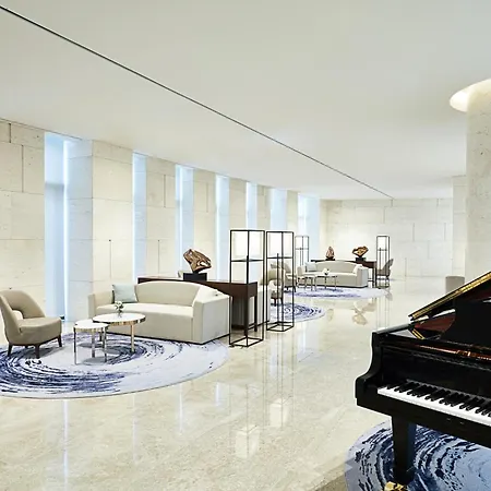 Landing Jeju Shinhwa World Hotel-3