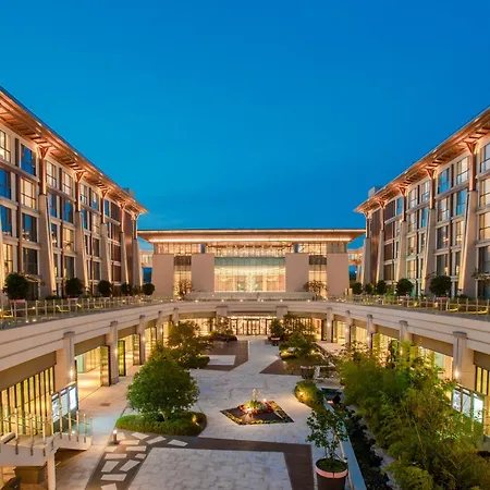 Marriott Jeju Shinhwa World Hotel-3