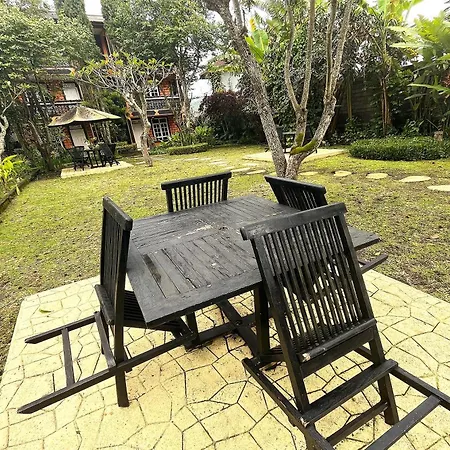 Batur Sunrise Guesthouse-2